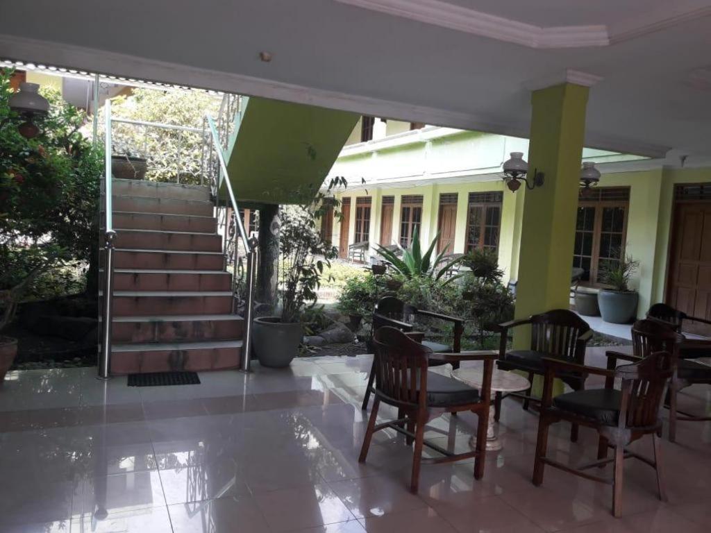 Hotel Puri Ageng Yogyakarta Exterior photo